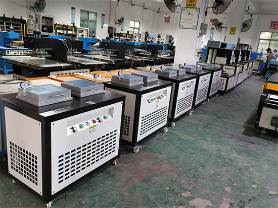 硅膠真空機實拍圖